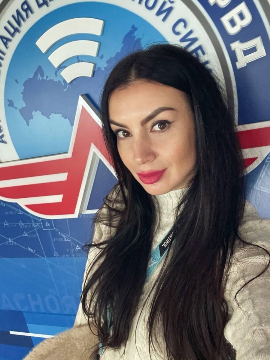 Диспетчер Аэронавигации Центральной Сибири Ольга Асеева - полуфиналистка международного конкурса красоты «Топ стюардесс + Авиа Мисс –2025».