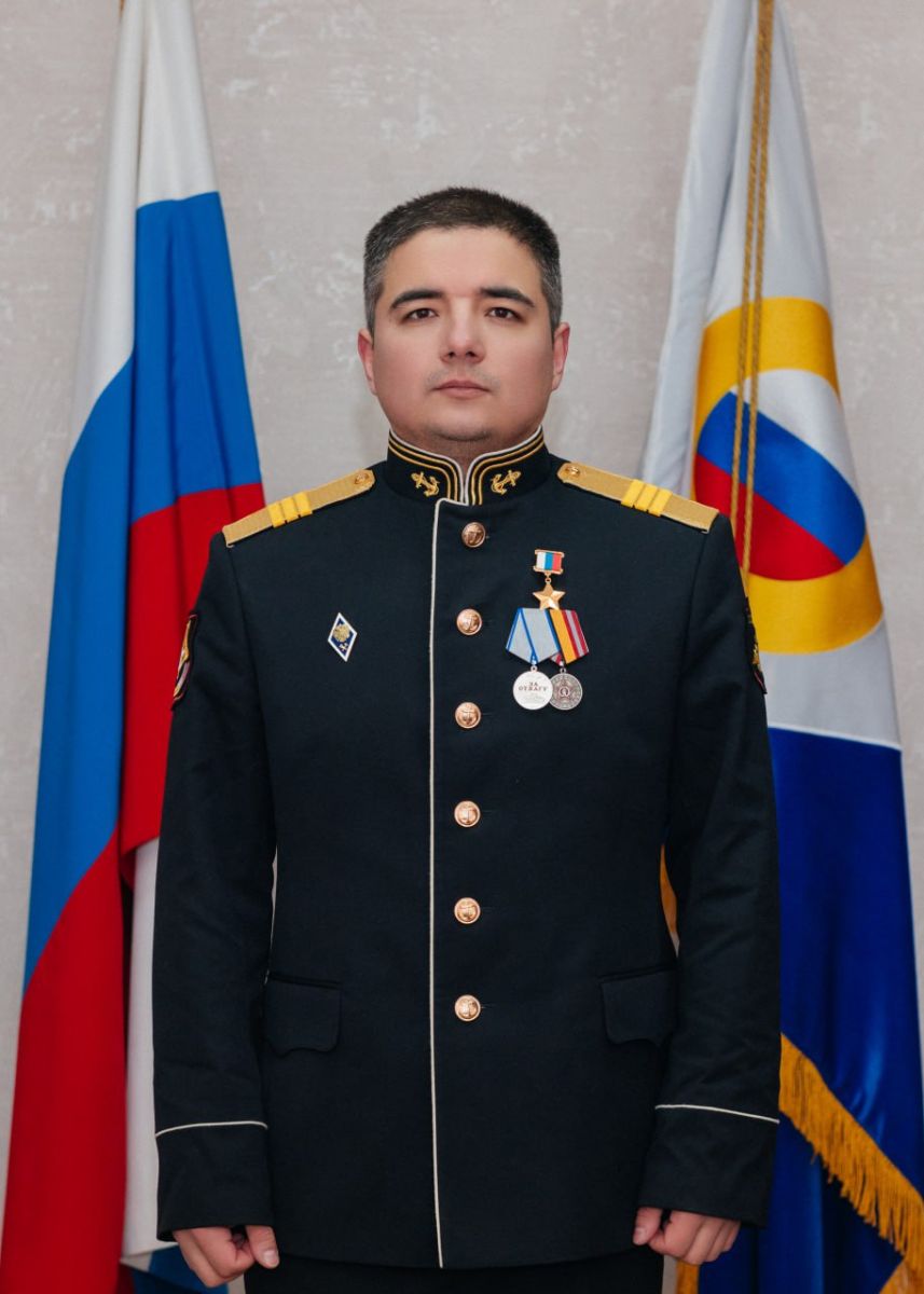 Тимур Варин